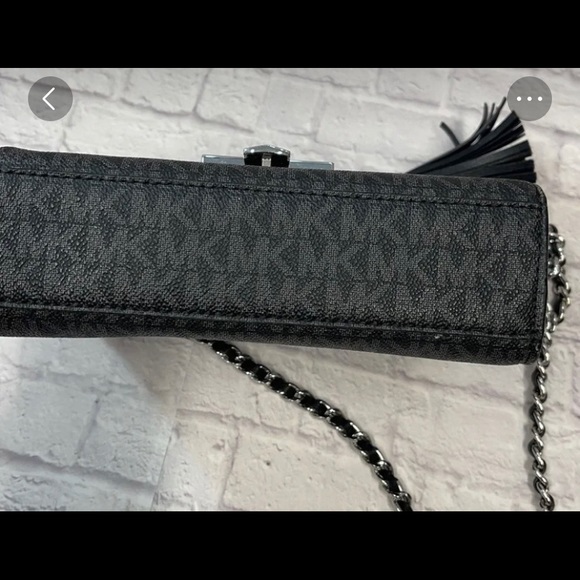 Michael Kors Rose Chain crossbody - Picture 8 of 11